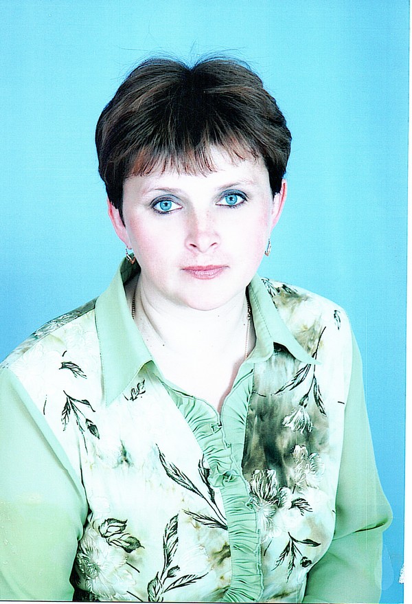 Ларикова Елена Николаевна.